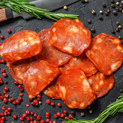 Chorizo Rojo: Tradición y sabor en cada bocado desde España